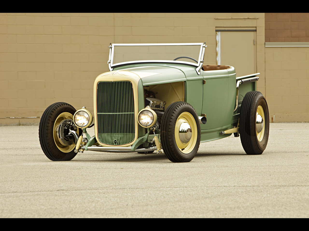 1932 Ford Model A by Roadster Shop