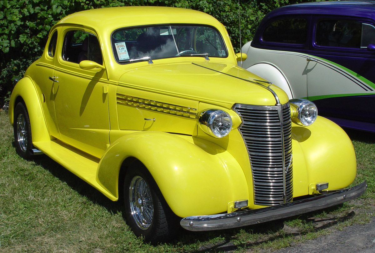 Serious Wheels :: 1938 Chevrolet Coupe - Yellow - Front Angle