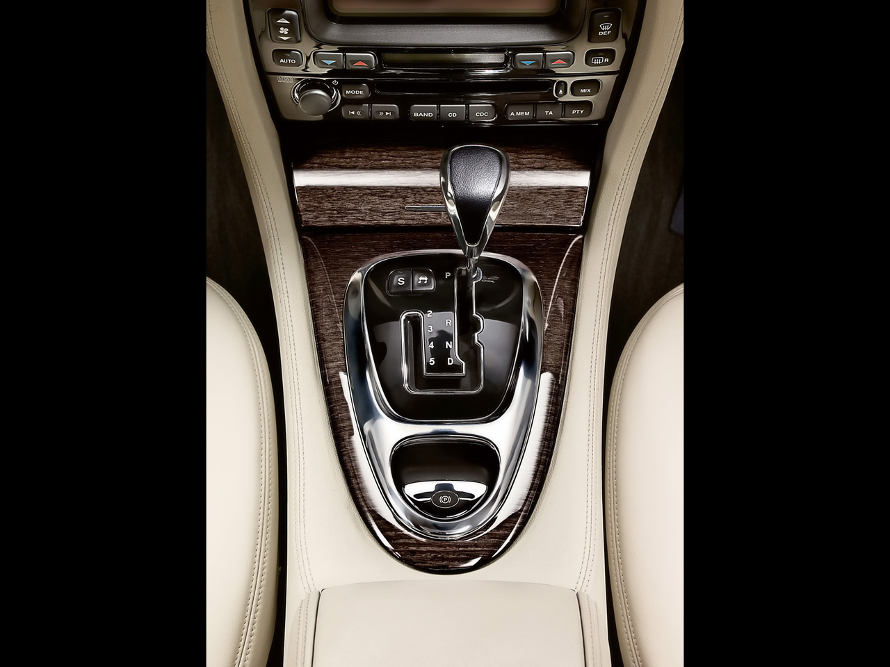 2009 Jaguar XJ Portfolio