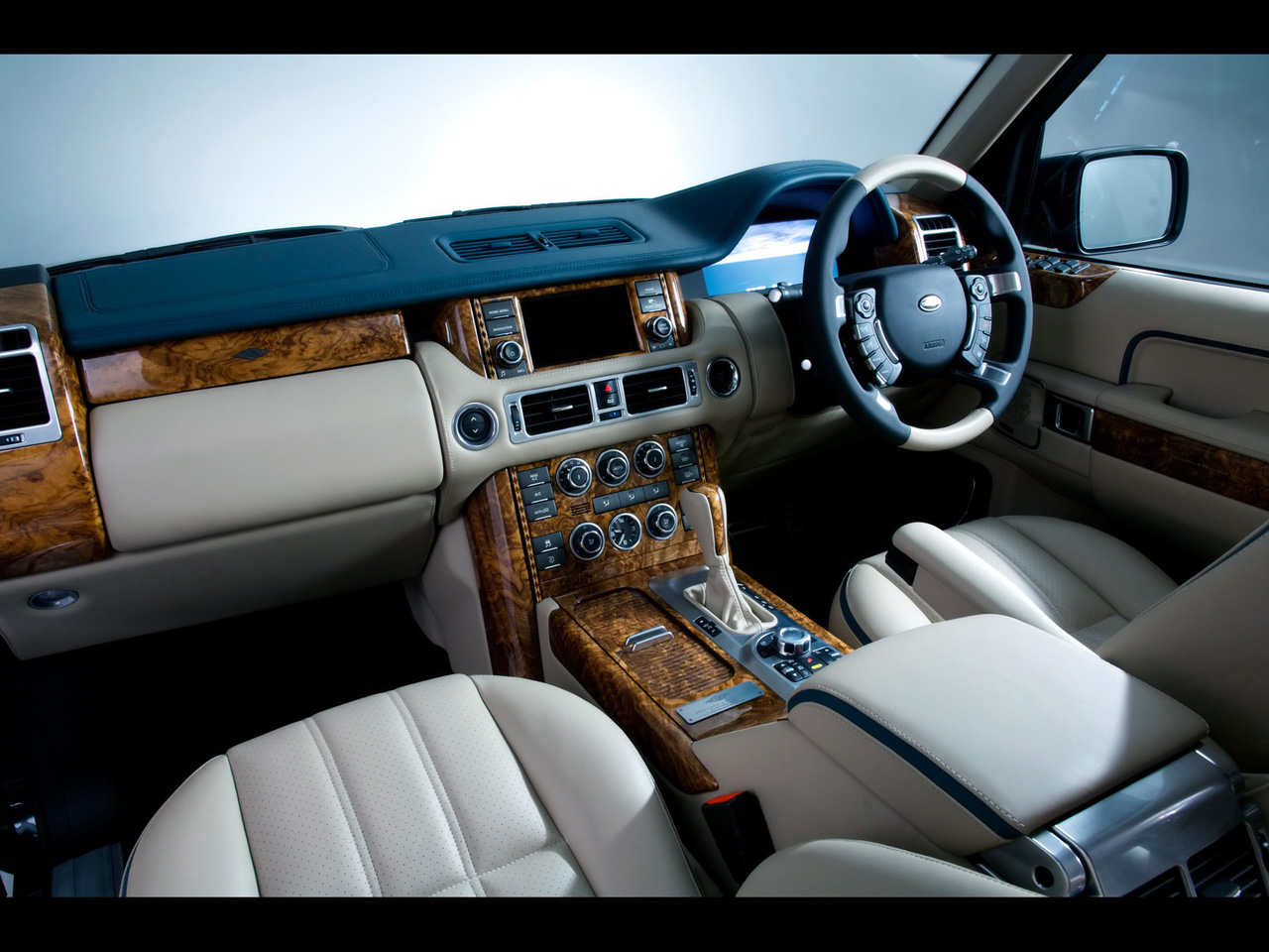 2010 Holland & Holland Range Rover by Overfinch