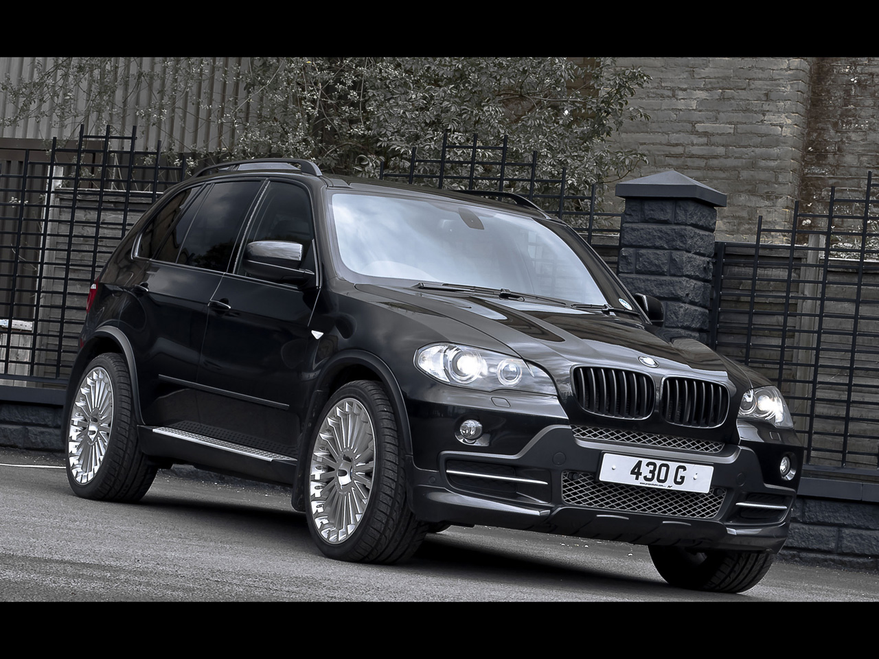 2012 A Kahn Design BMW X5 5S