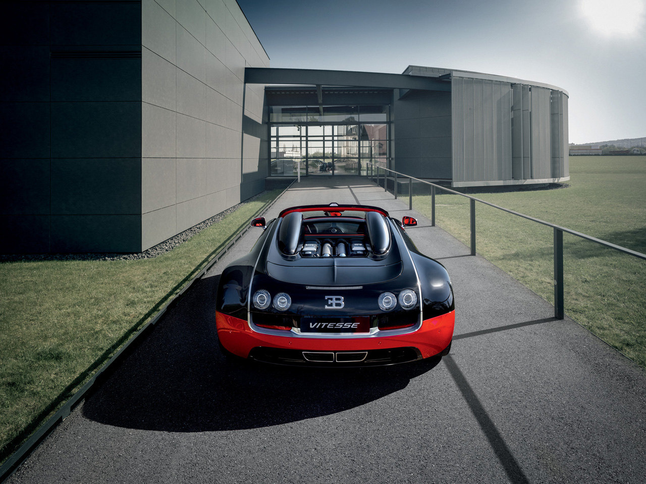 2012 Bugatti Veyron Grand Sport Vitesse Black & Red