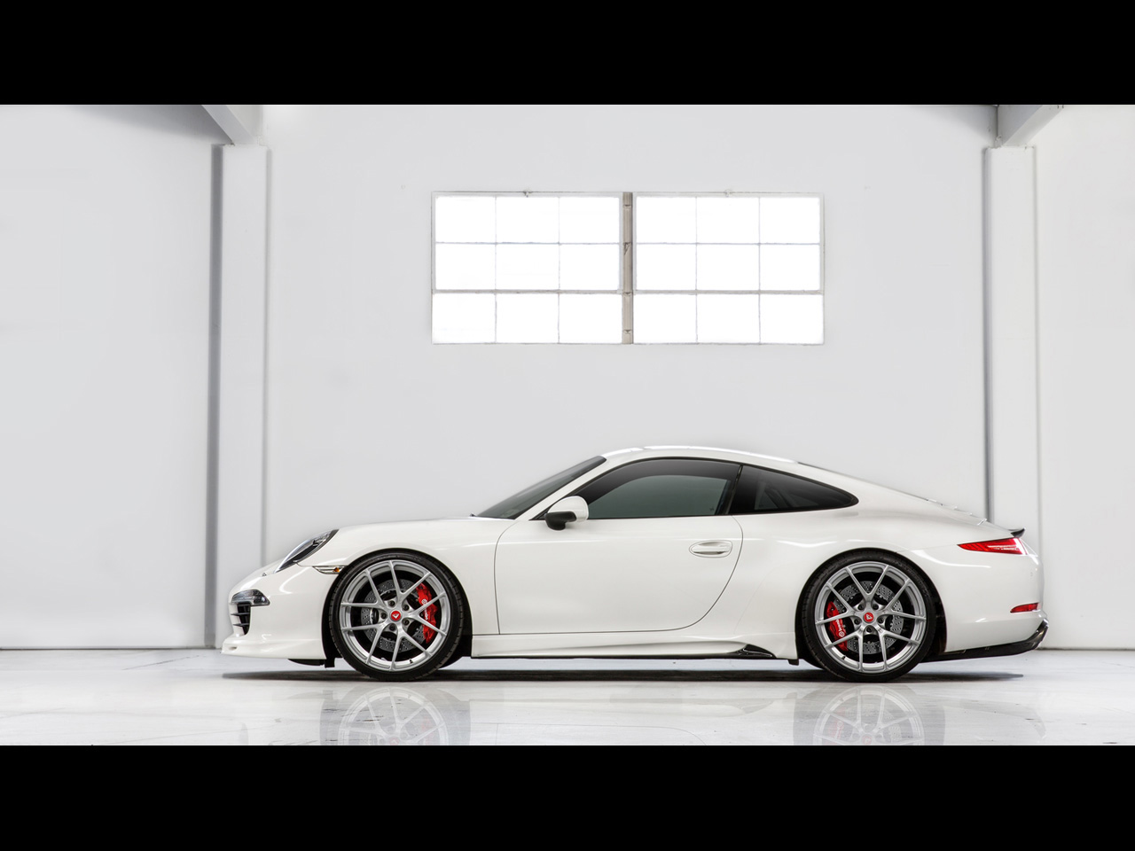 2012 Vorsteiner Porsche 911 V-GT