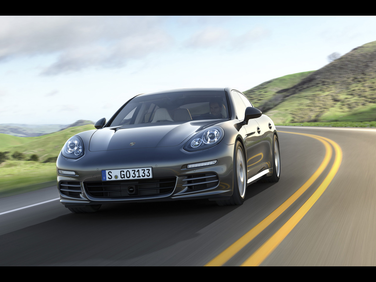 2014 Porsche Panamera Preview