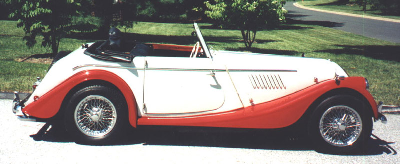 a 1958 Morgan Drophead Coupe.jpg (88319 bytes)